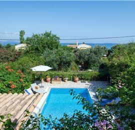 3 bedroom villa with pool and sea views in Barbati, Corfu, sleeps 8